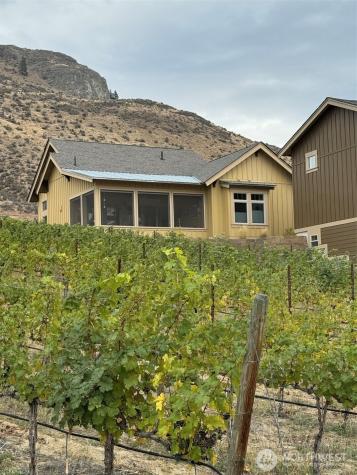 130 Village Way Oroville WA 98844