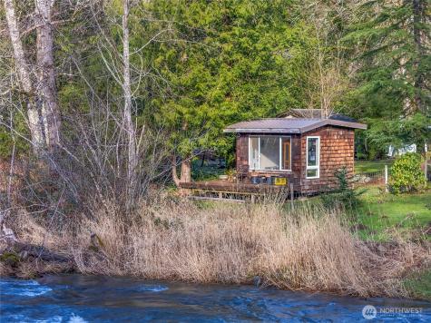 32805 SE 310th Street Ravensdale WA 98051