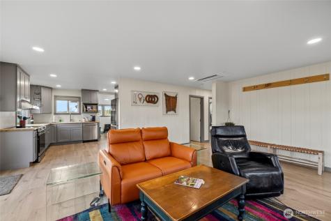 2010 Sweetbriar Lane Oak Harbor WA 98277