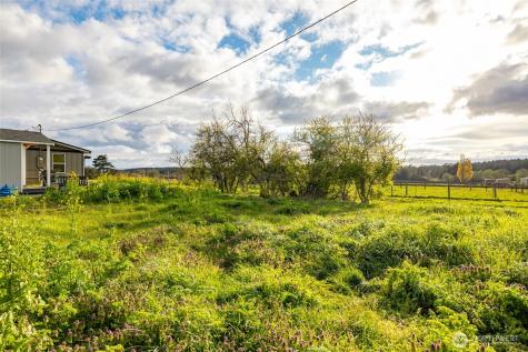 2010 Sweetbriar Lane Oak Harbor WA 98277