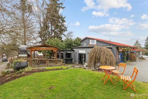 25960 Central Avenue NE Kingston WA 98346