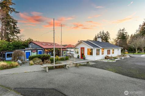 25960 Central Avenue NE Kingston WA 98346