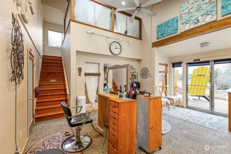25960 Central Avenue NE Kingston WA 98346