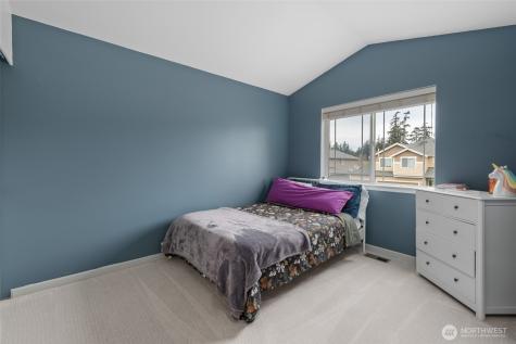 1077 NW Longview Drive Oak Harbor WA 98277