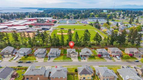 1077 NW Longview Drive Oak Harbor WA 98277