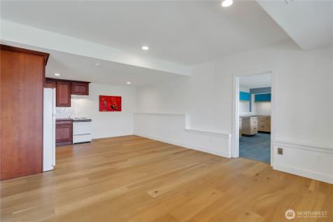 535 208th Avenue NE Sammamish WA 98075