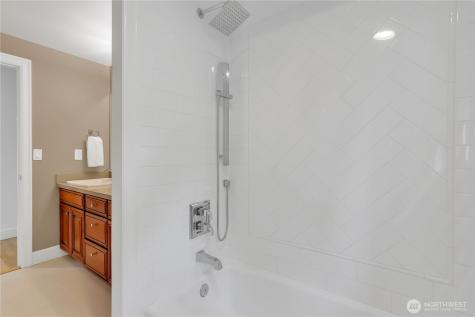 535 208th Avenue NE Sammamish WA 98075