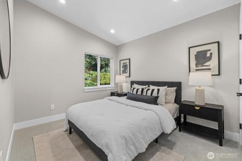 18616 92nd Avenue NE Bothell WA 98011