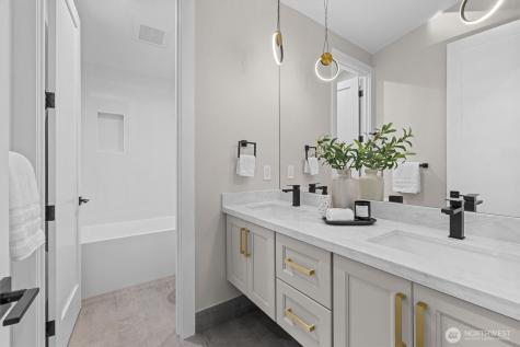 18616 92nd Avenue NE Bothell WA 98011