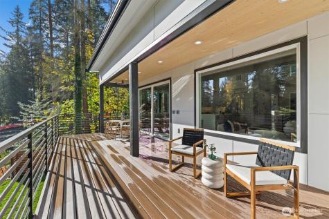 18616 92nd Avenue NE Bothell WA 98011