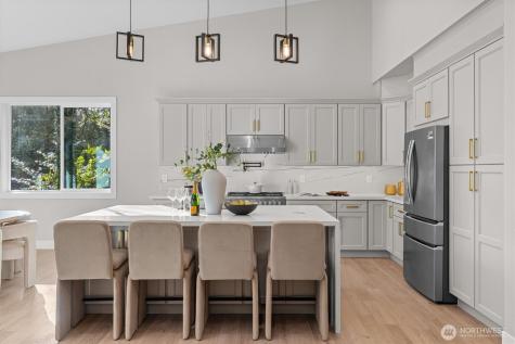 18616 92nd Avenue NE Bothell WA 98011