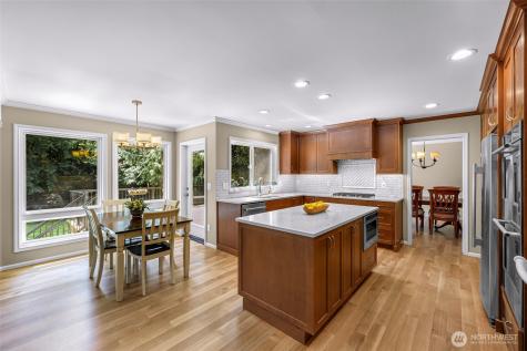25827 NE 9th Street Sammamish WA 98074