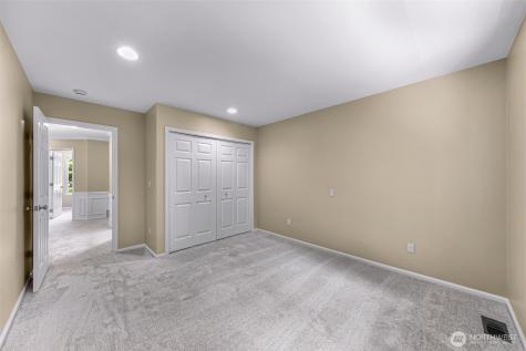 25827 NE 9th Street Sammamish WA 98074