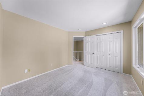 25827 NE 9th Street Sammamish WA 98074