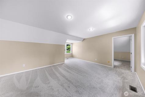 25827 NE 9th Street Sammamish WA 98074