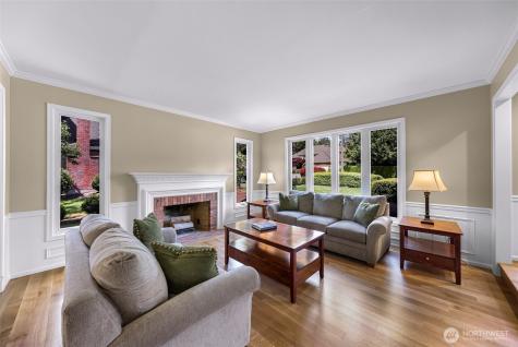 25827 NE 9th Street Sammamish WA 98074