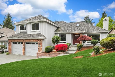 25611 Lake Wilderness Country Club Drive SE Maple Valley WA 98038
