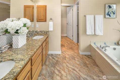 25611 Lake Wilderness Country Club Drive SE Maple Valley WA 98038