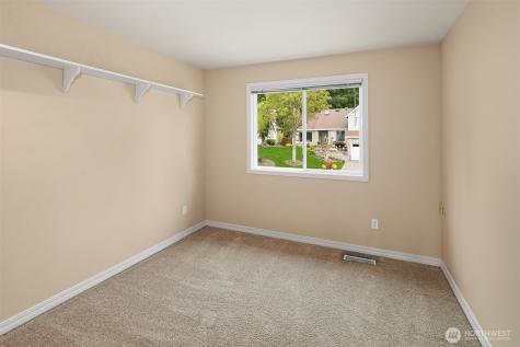 25611 Lake Wilderness Country Club Drive SE Maple Valley WA 98038