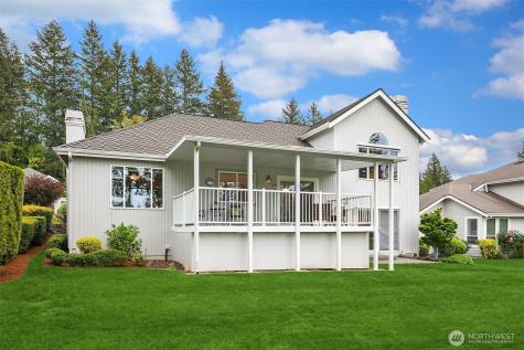 25611 Lake Wilderness Country Club Drive SE Maple Valley WA 98038