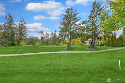 25611 Lake Wilderness Country Club Drive SE Maple Valley WA 98038