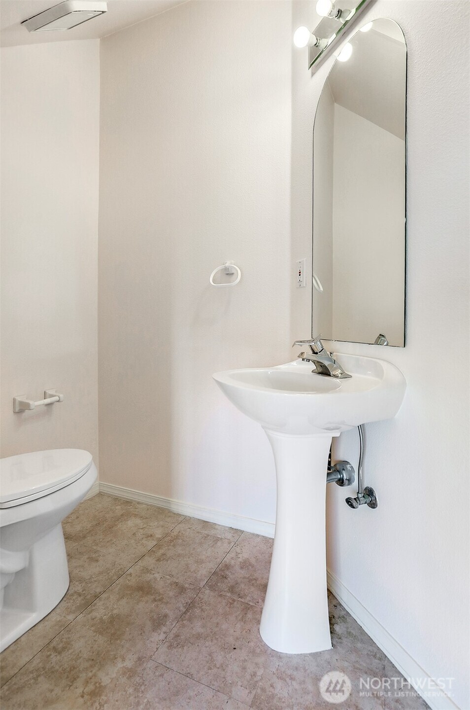 407 N 49th Street Seattle WA 98103