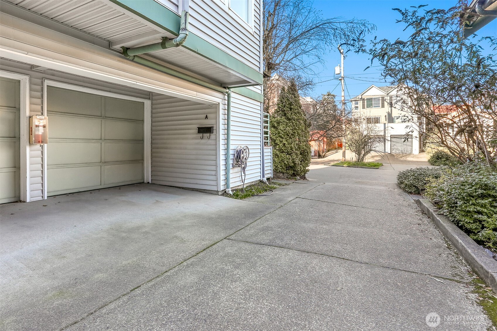 407 N 49th Street Seattle WA 98103