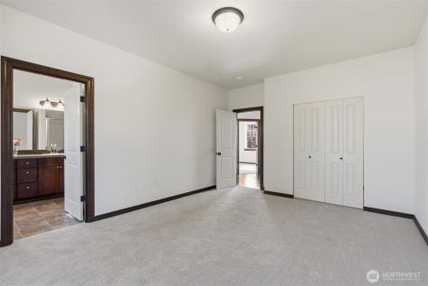 4411 172nd Place SW Lynnwood WA 98037