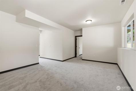 4411 172nd Place SW Lynnwood WA 98037