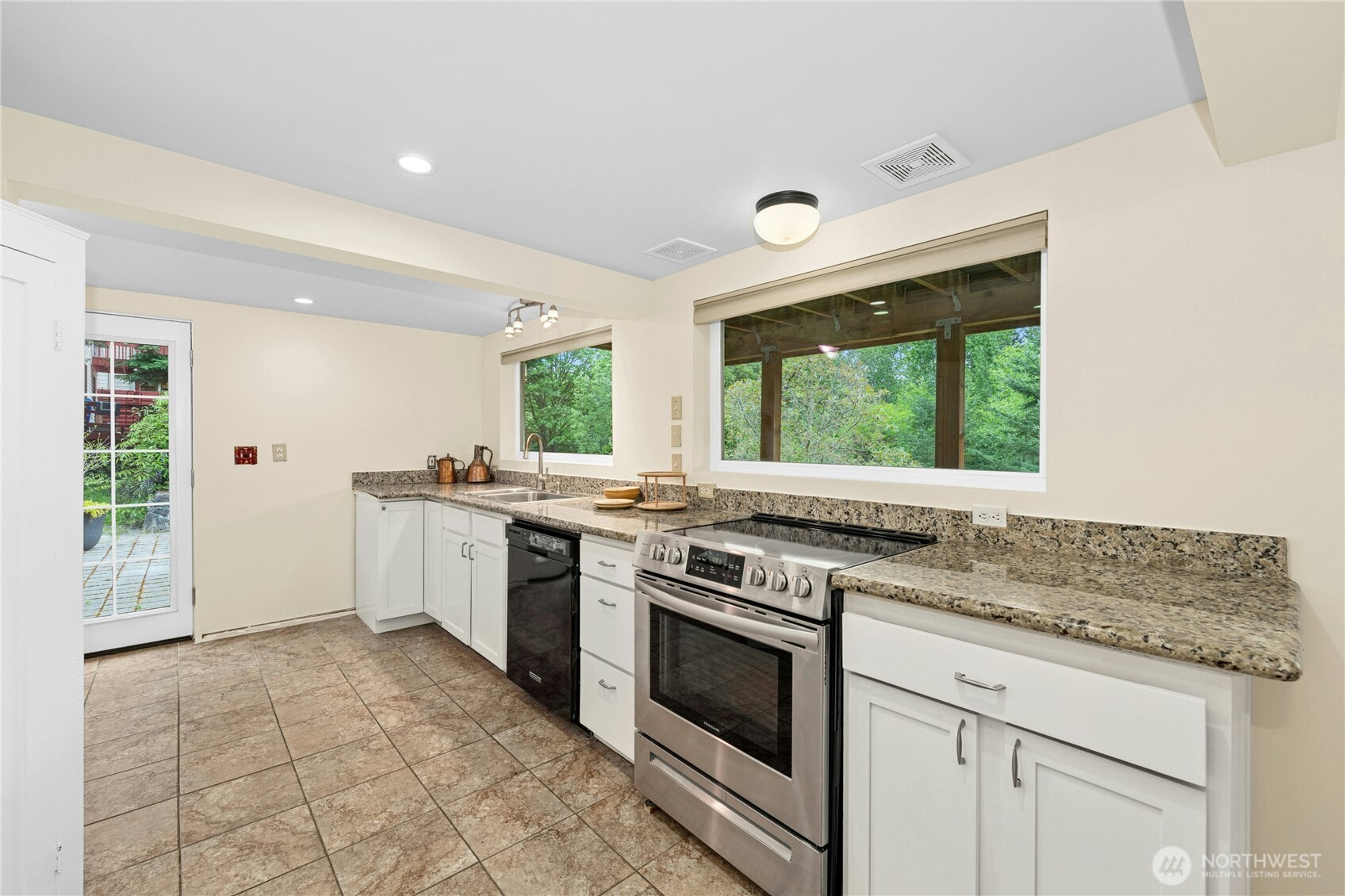 5630 21st Avenue SW Seattle WA 98114