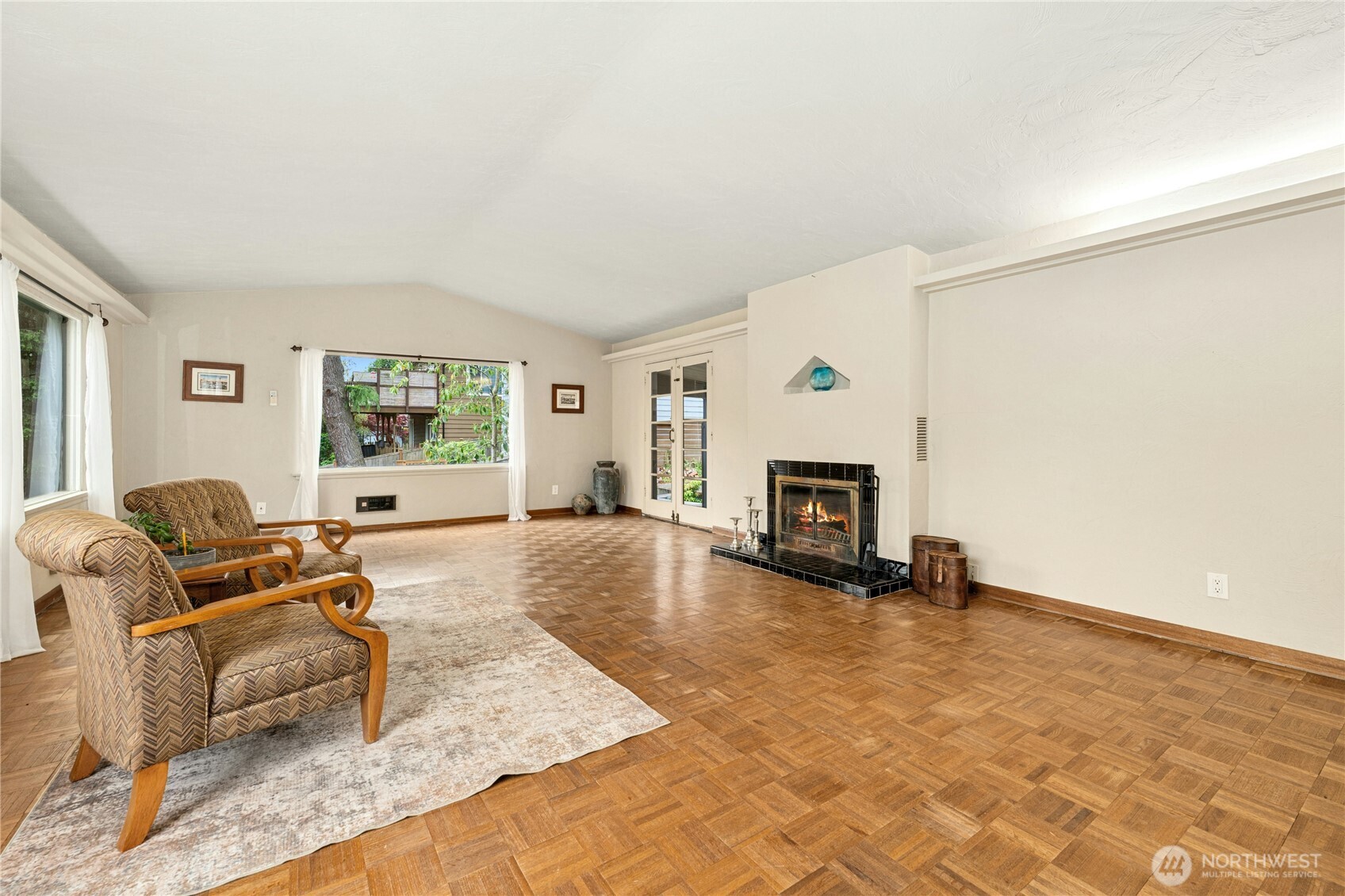 5630 21st Avenue SW Seattle WA 98114