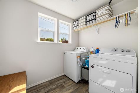 609 N Bradley Street Chelan WA 98816