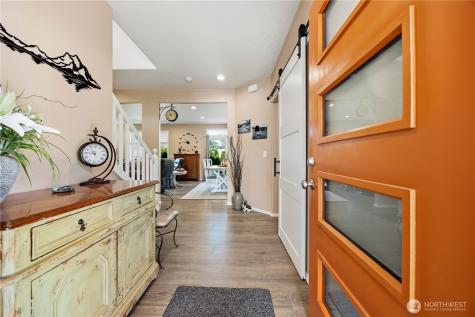 609 N Bradley Street Chelan WA 98816