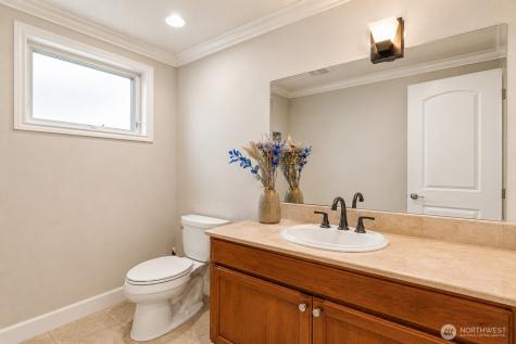 20212 83rd Place NE Kenmore WA 98028