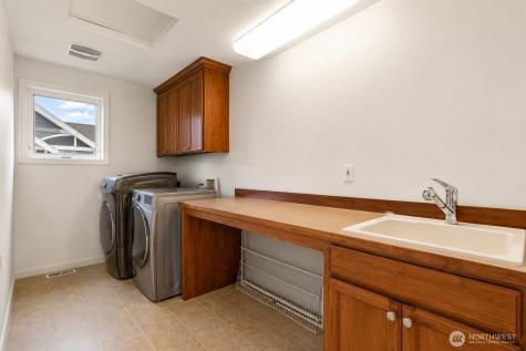20212 83rd Place NE Kenmore WA 98028