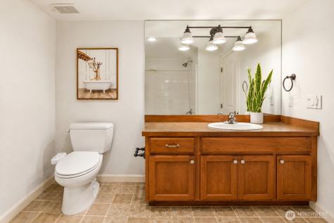 20212 83rd Place NE Kenmore WA 98028