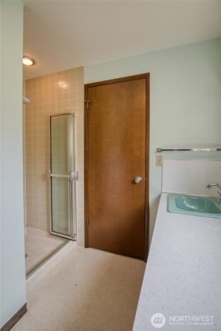 21 Wynooche Valley Road Montesano WA 98563