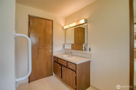 21 Wynooche Valley Road Montesano WA 98563
