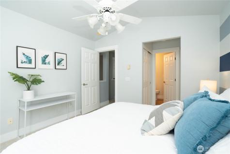 4815 NE 5th Street Renton WA 98059