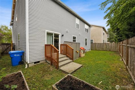 19506 104th Avenue E Graham WA 98338