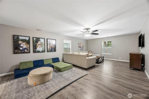 19506 104th Avenue E Graham WA 98338