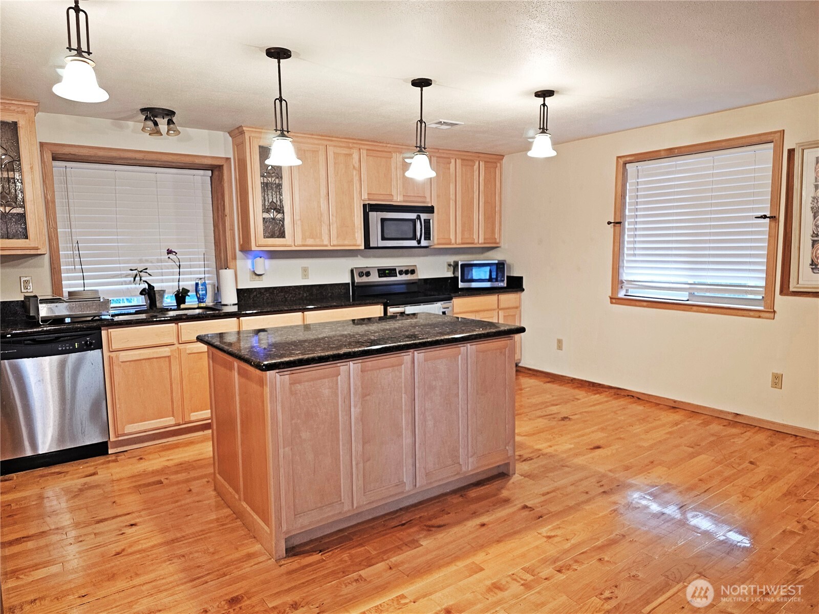 70 Dogwood Lane Brinnon WA 98320