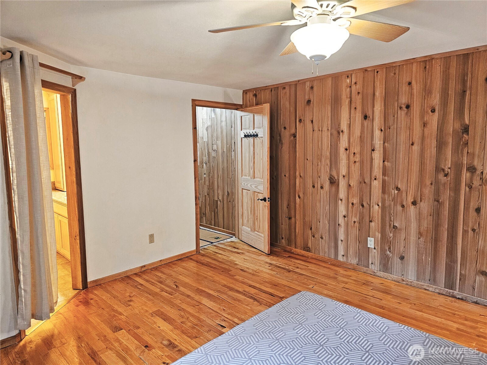 70 Dogwood Lane Brinnon WA 98320