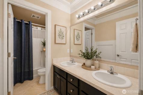 838 Gladstone Drive Camano Island WA 98282