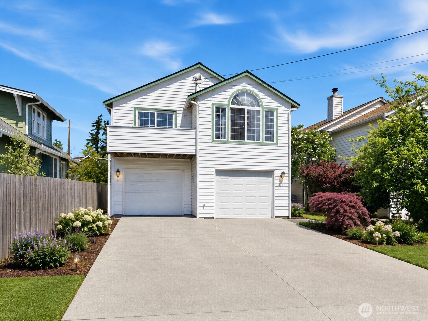 512 N 104th Street Seattle WA 98133