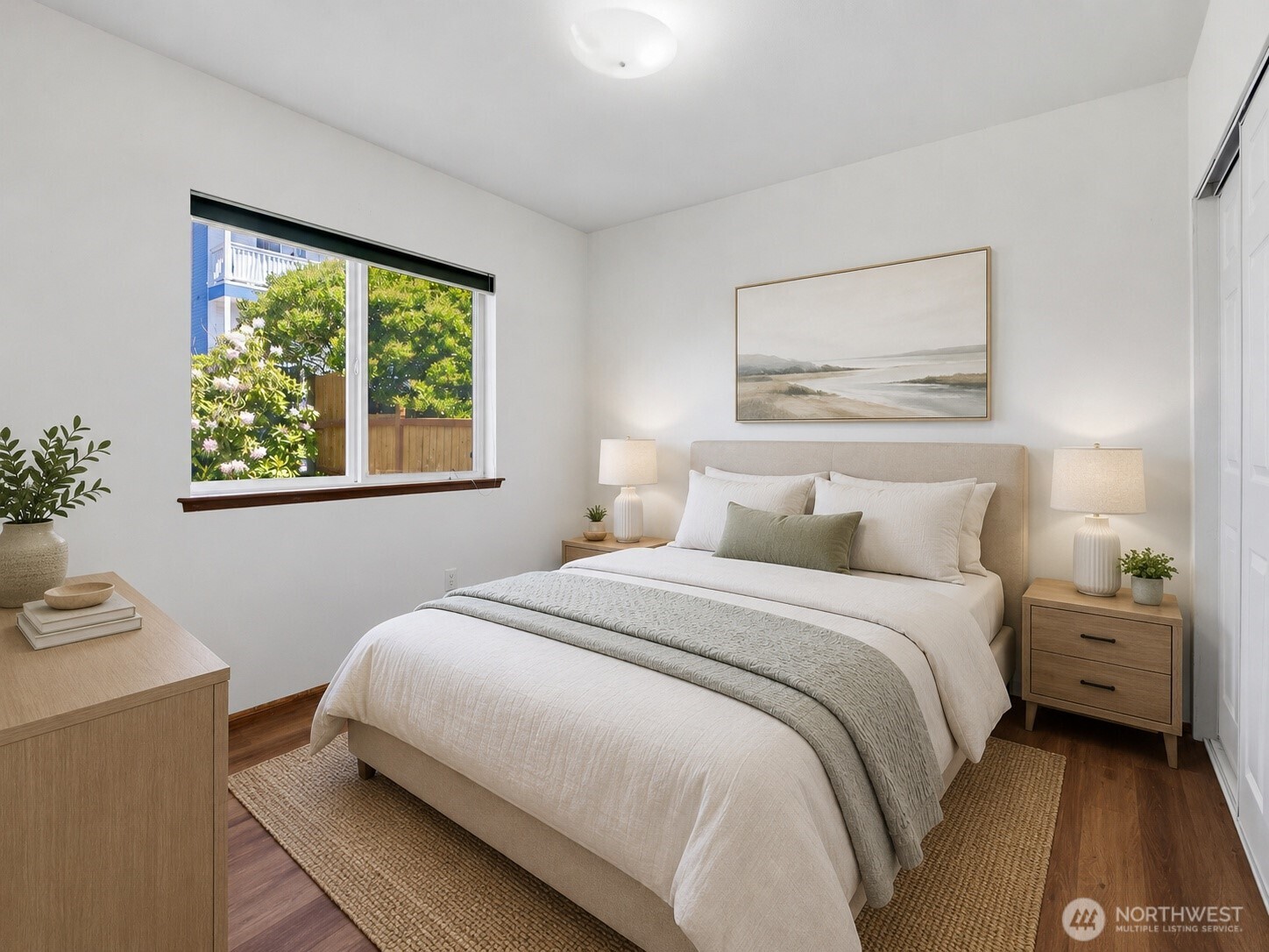 512 N 104th Street Seattle WA 98133