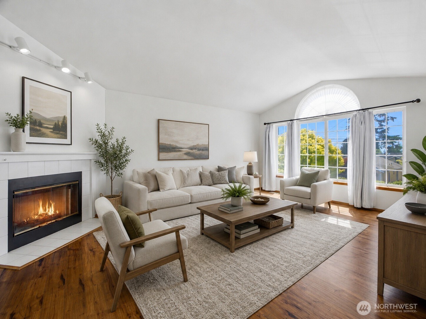 512 N 104th Street Seattle WA 98133