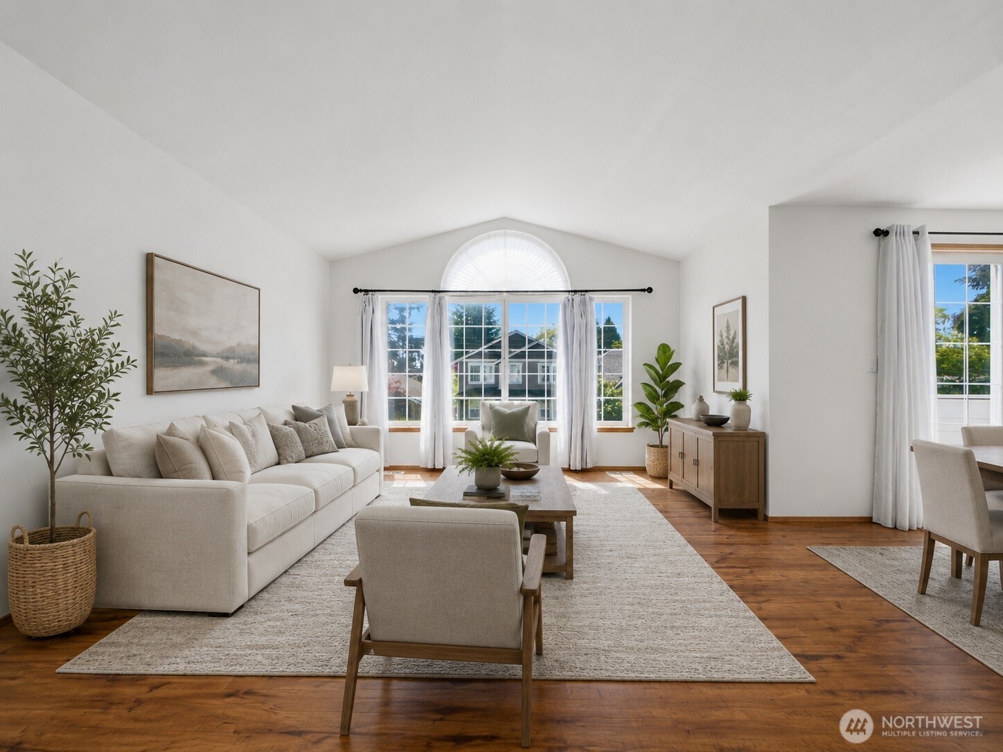 512 N 104th Street Seattle WA 98133