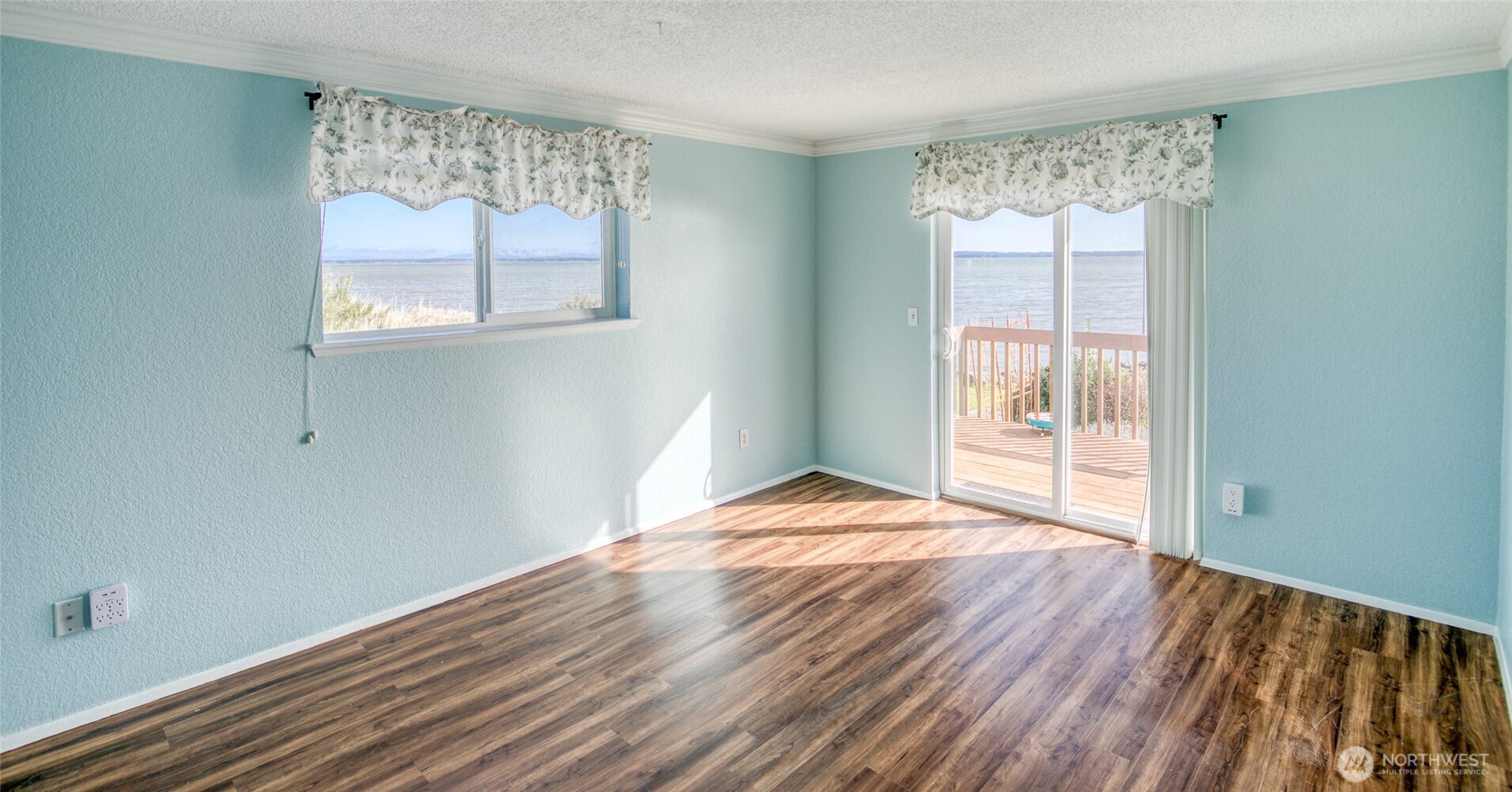 288 Sunrise Avenue SE Ocean Shores WA 98569