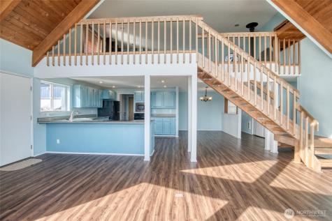 288 Sunrise Avenue SE Ocean Shores WA 98569